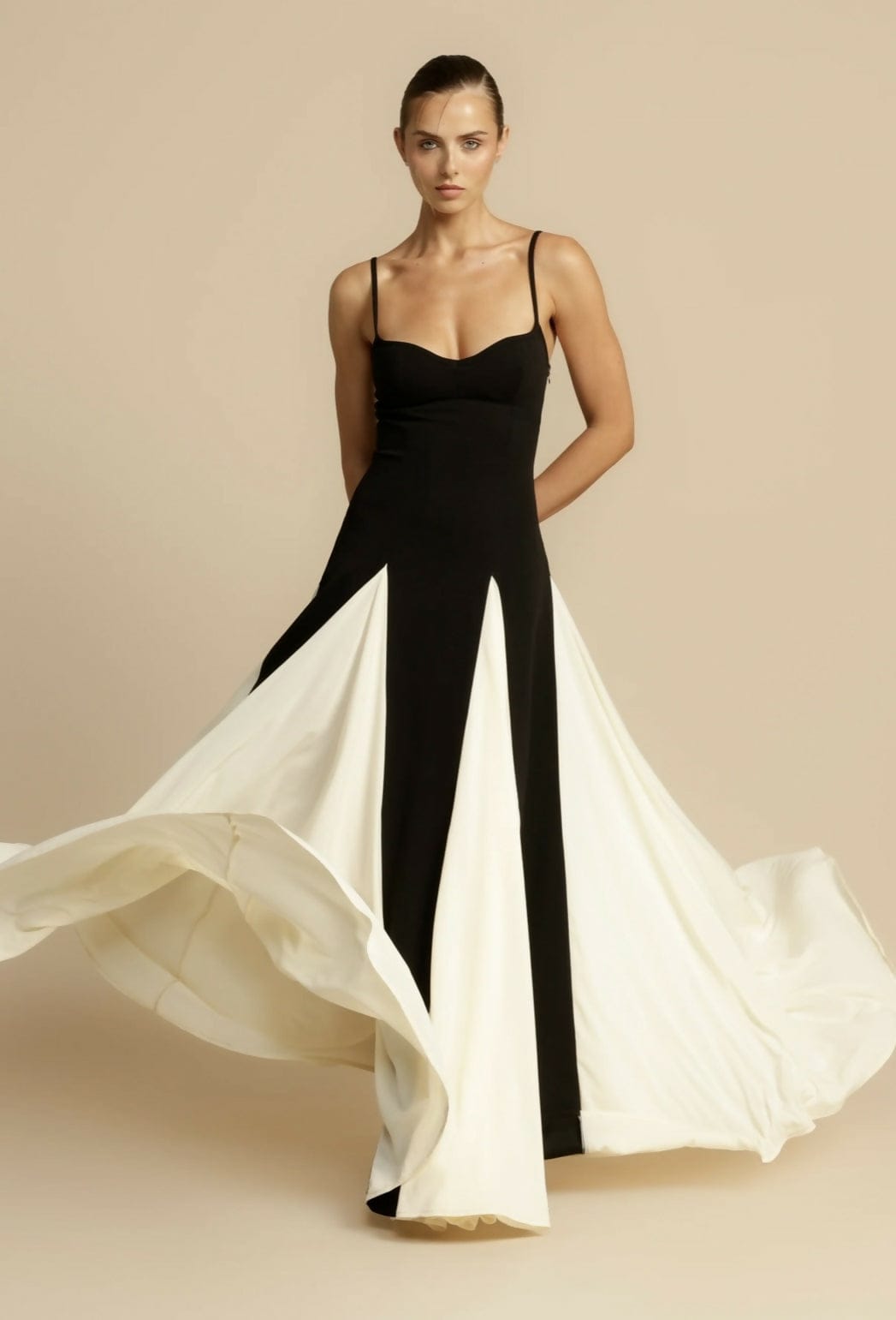 Velira Maxi Dress Paloma Vakarinė Maxi Suknelė