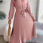 Velira Maxi Dress Rožinė / S Plisuota Midi Suknelė su Diržu