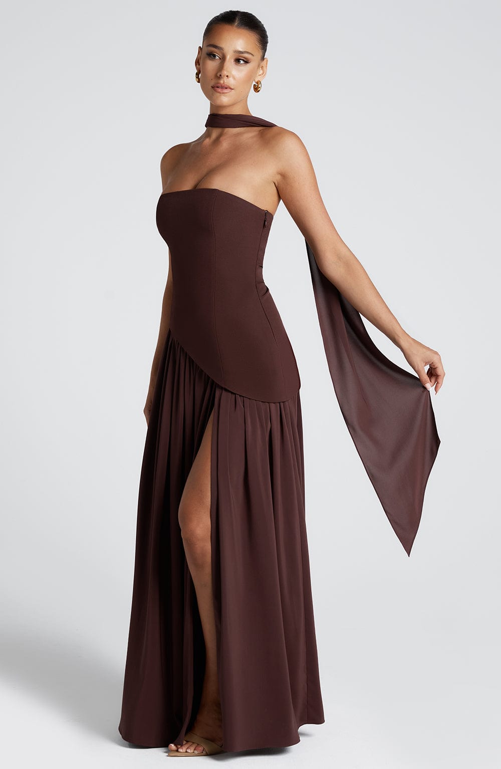 Velira Maxi Dress Ruda / S Tessa Bešalčio Maxi Suknelė