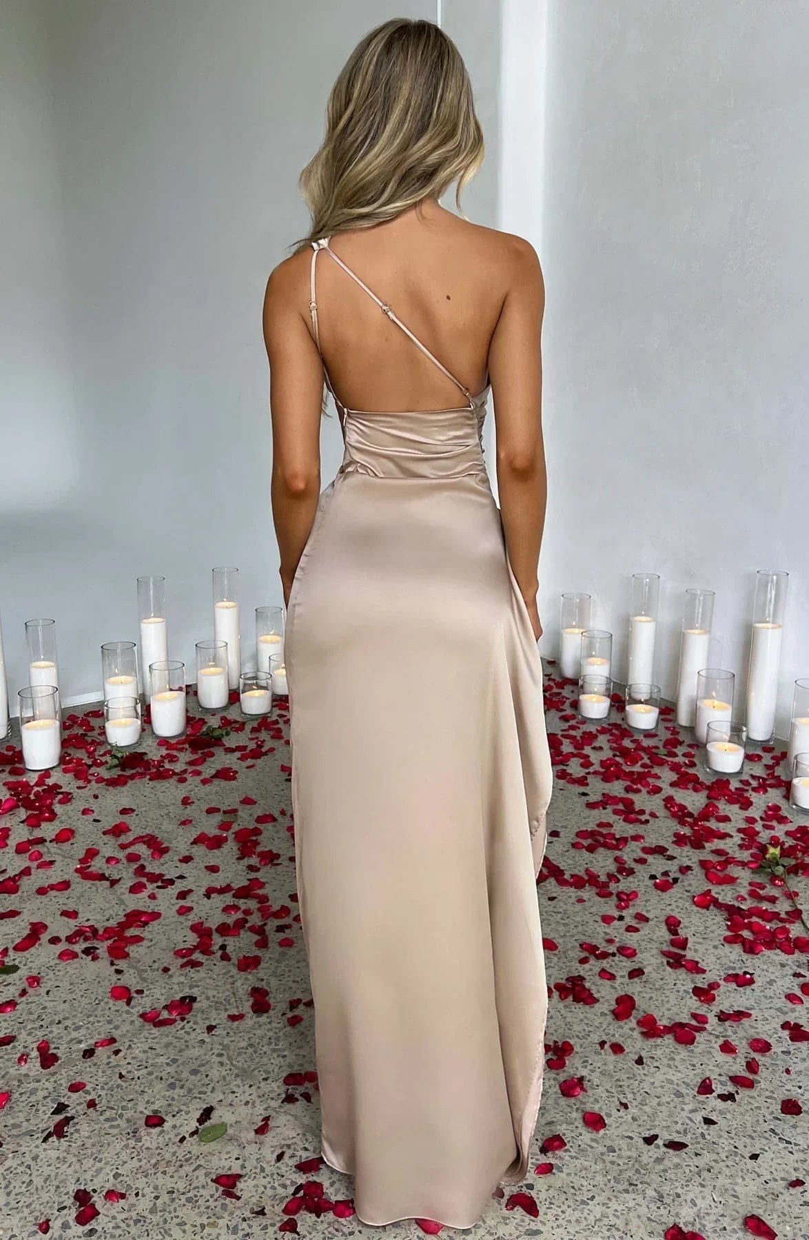 Velira Maxi Dress Satino vakarinė ilga suknelė