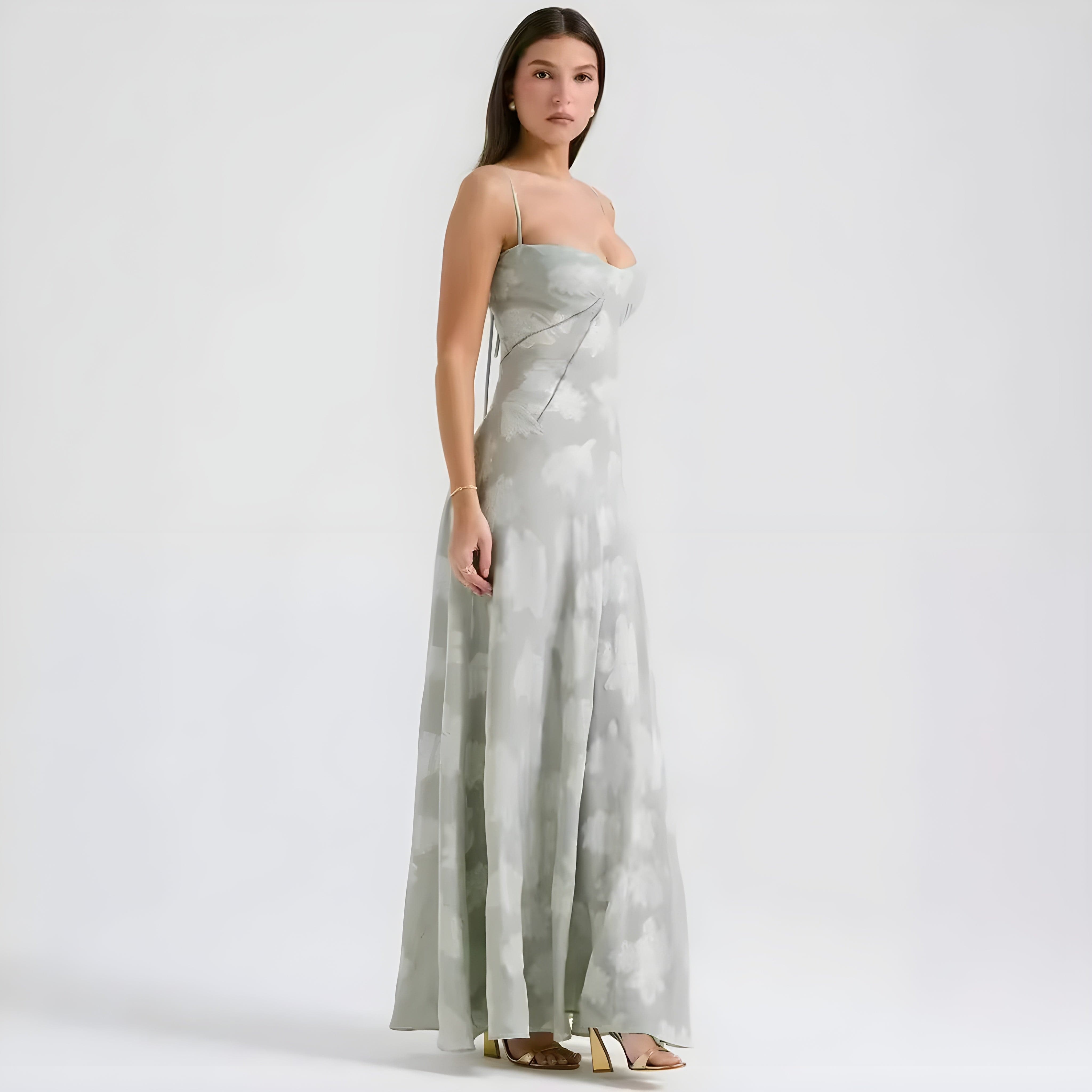 Velira Maxi Dress Šviesiai Žalia / XS Annabelle Nėriniuotas Maxi Suknelė