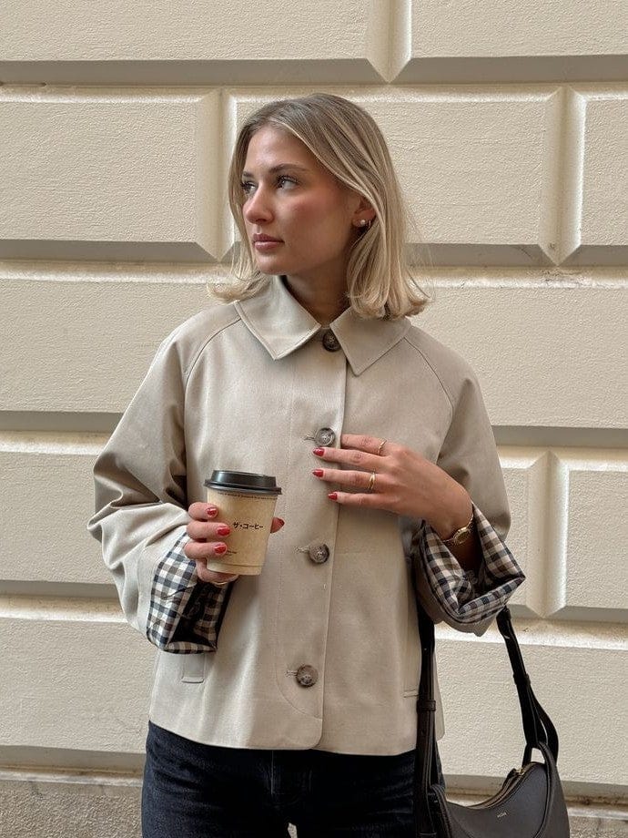 Velira Mia | Minimal Button-Up Pea Coat Mia | Minimalus mygtukų paltas