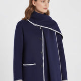 Velira Nellie | Black Wool Cape Coat with Contrast Trim Mėlyna / S Nellie | Juodas vilnos apsiaustas su kontrastingais akcentais