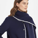 Velira Nellie | Black Wool Cape Coat with Contrast Trim Nellie | Juodas vilnos apsiaustas su kontrastingais akcentais