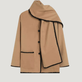 Velira Nellie | Black Wool Cape Coat with Contrast Trim Nellie | Juodas vilnos apsiaustas su kontrastingais akcentais