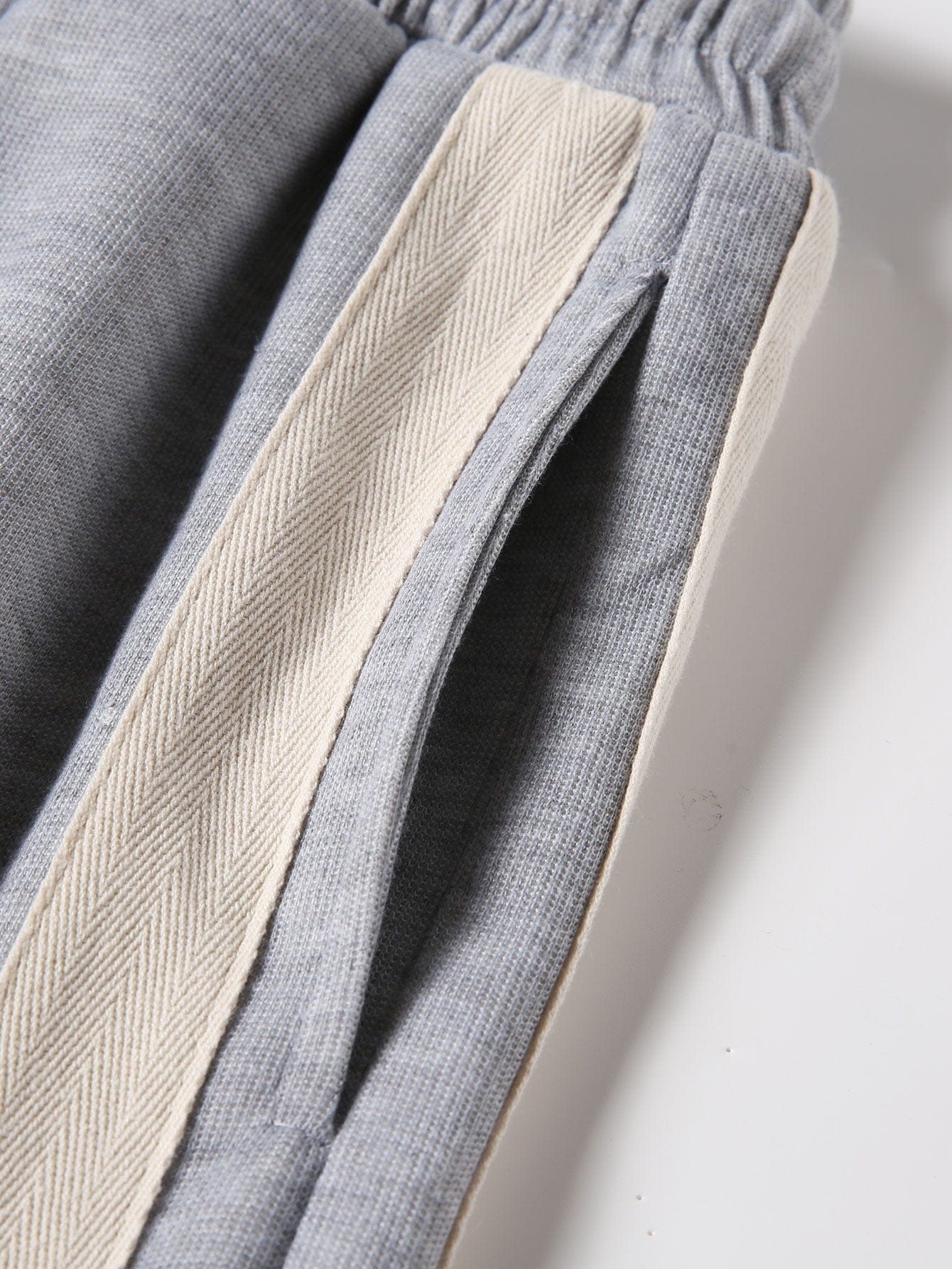 Velira Pants Pantalonai su plyšiu ir juostelėmis