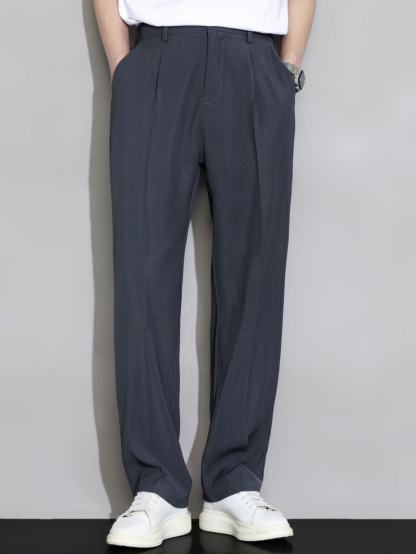 Velira Pants pilka / S Atsipalaidavę Elastingi Juosmens Tiesūs Kelnės