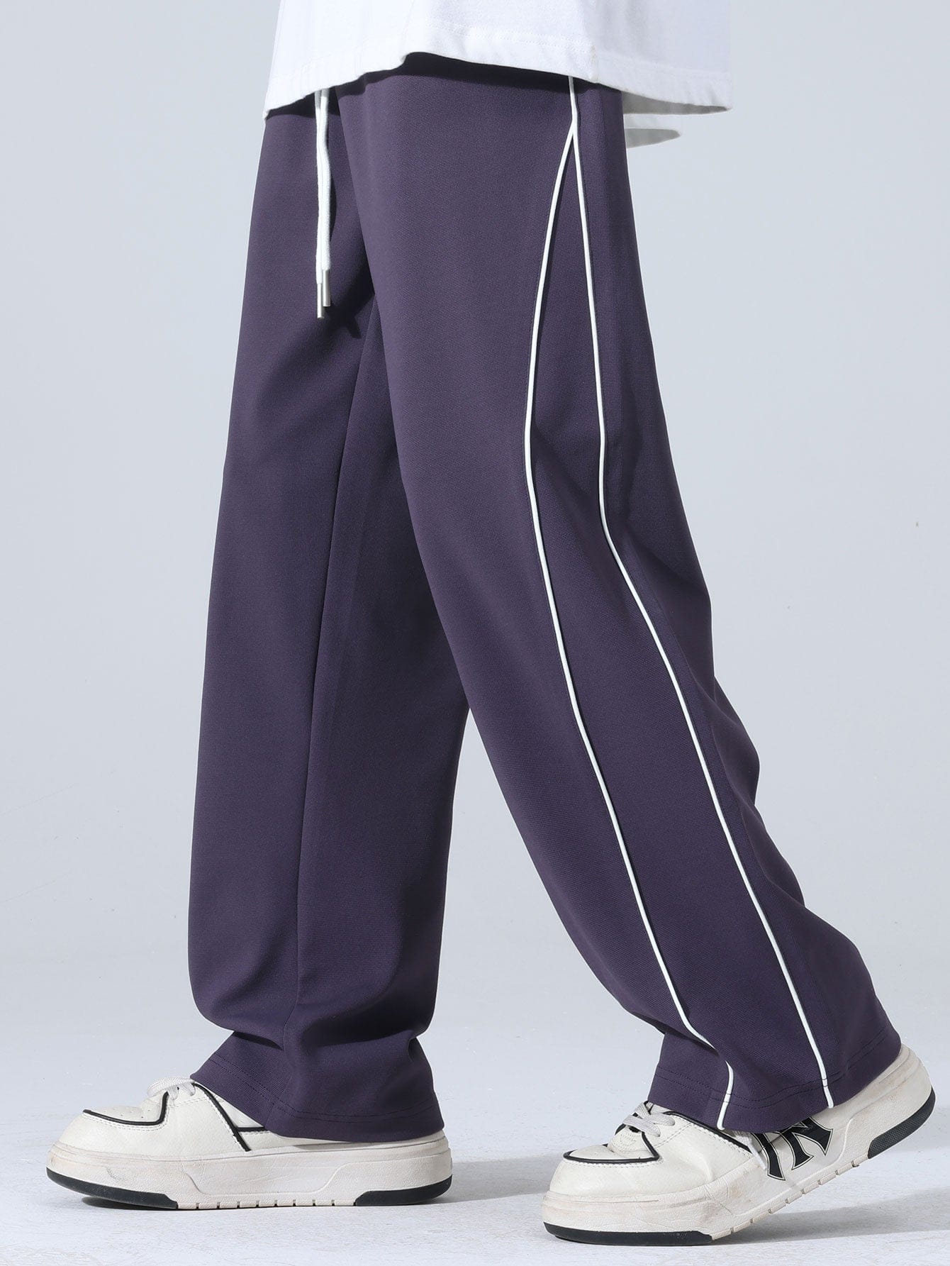 Velira Pants Plati Kelnės Su Šoninėmis Juostelėmis
