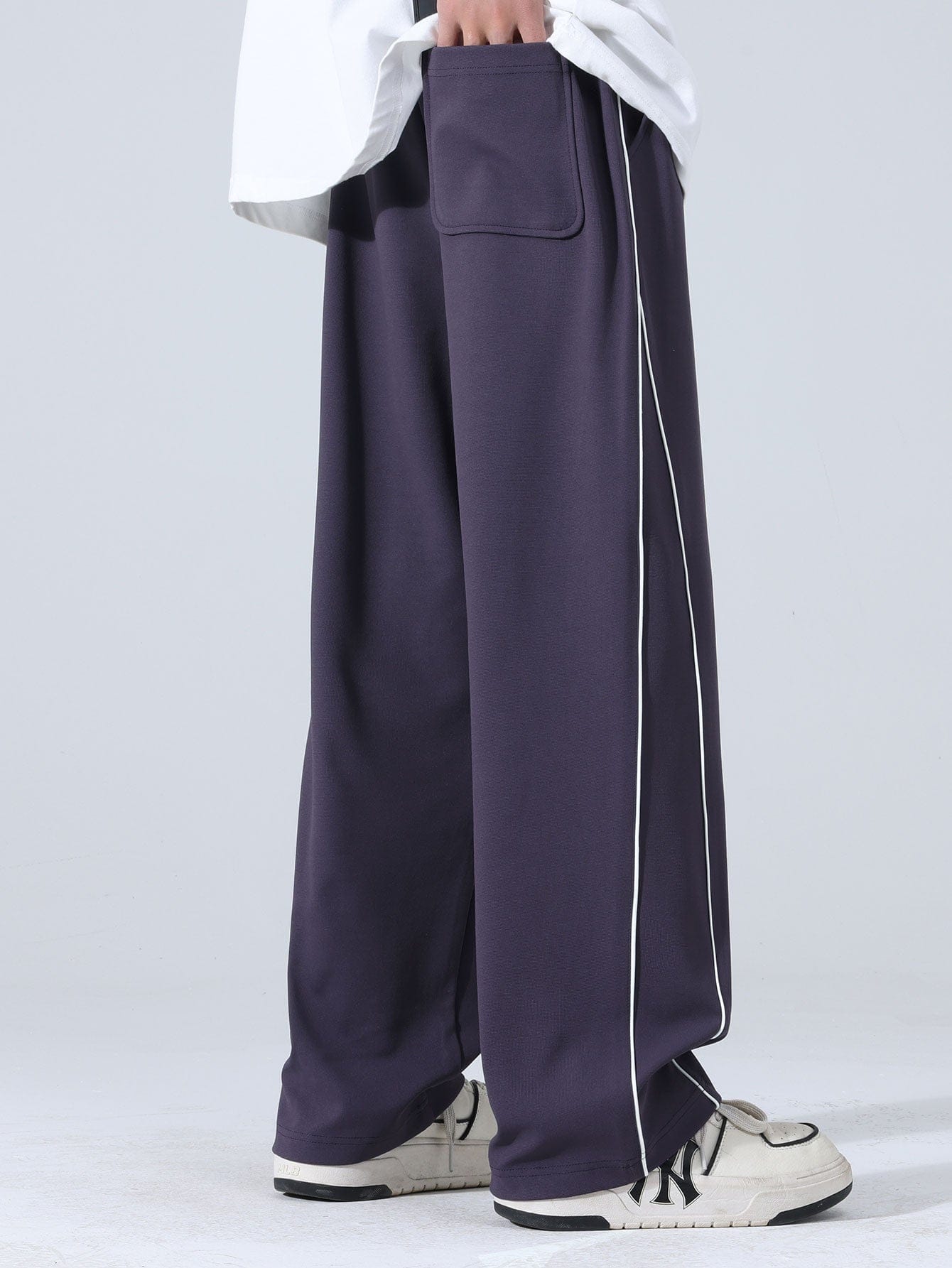 Velira Pants Plati Kelnės Su Šoninėmis Juostelėmis