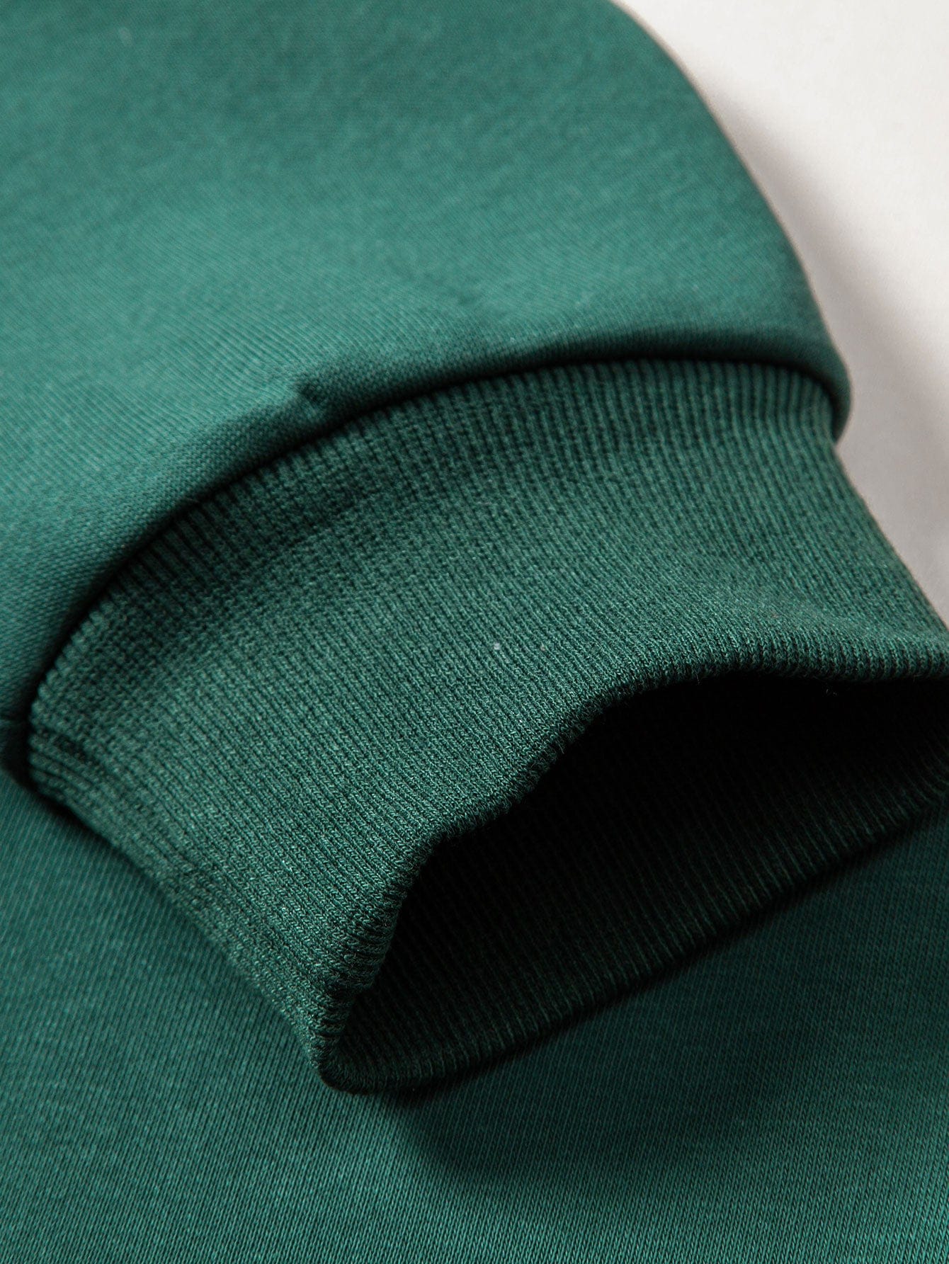 Velira Sweatshirts Palaidinė su kontrastingais spalvų akcentais ir ketvirčio užtrauktuku