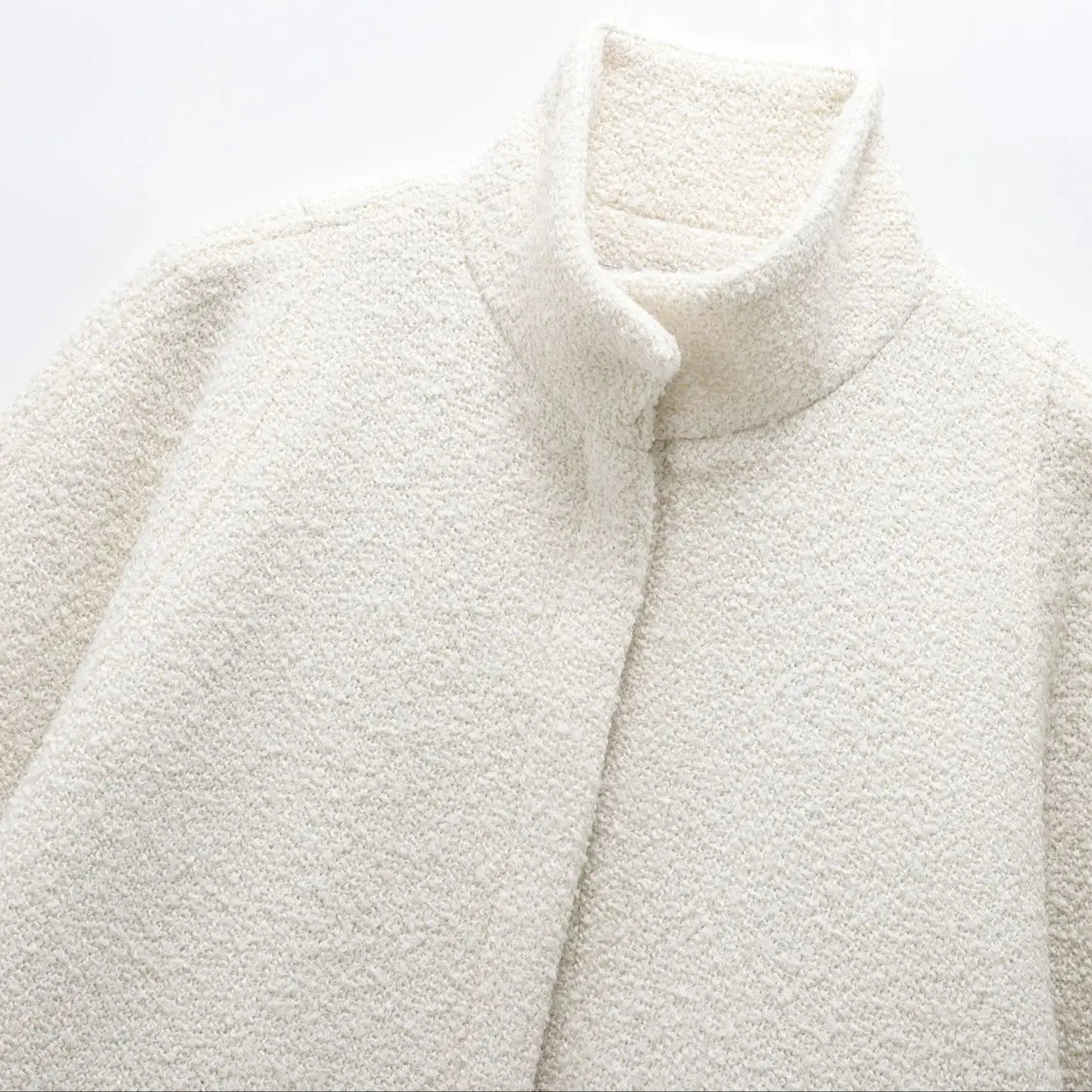 Velira Willow | Textured Wool Cape Jacket Vilis | Tekstūruotas vilnos apsiaustas