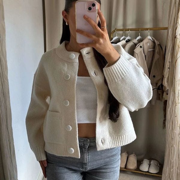 Velira Womens Knitwear Balta / S Amara Stora Mygtukinė Megztinė