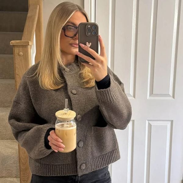 Velira Womens Knitwear Ruda / S Amara Stora Mygtukinė Megztinė